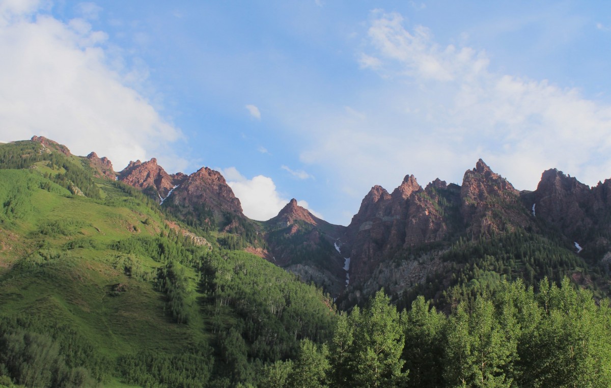 View from Maroon Bells mirror lake