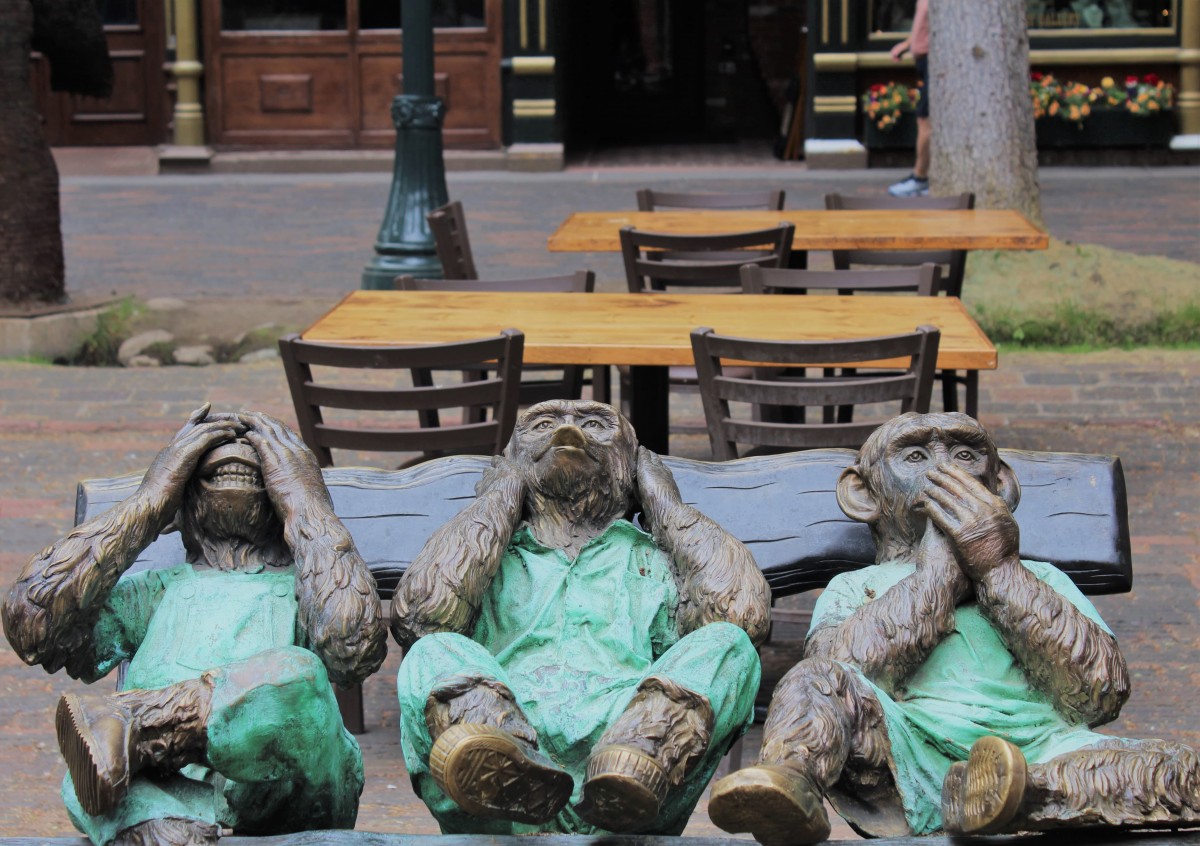 Scouting for a see-no, hear-no, and speak-no evil statue is a must in Aspen. In fact, looking at art is one of the top things to do in Aspen other than skiing.