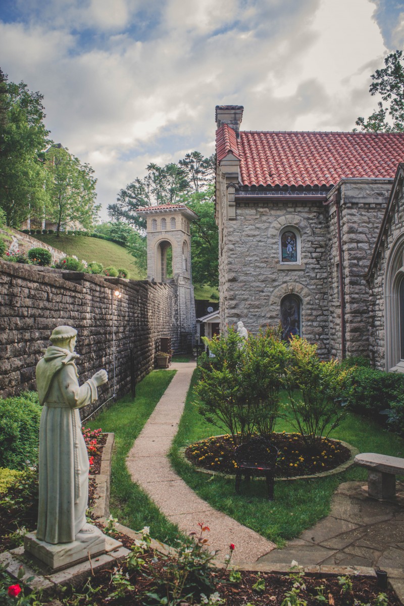 Stunning Garden At St Elizabeth Catholic Church