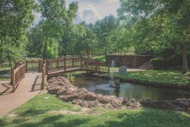 A Guide To Visiting The Tyler Rose Garden | Passport To Eden