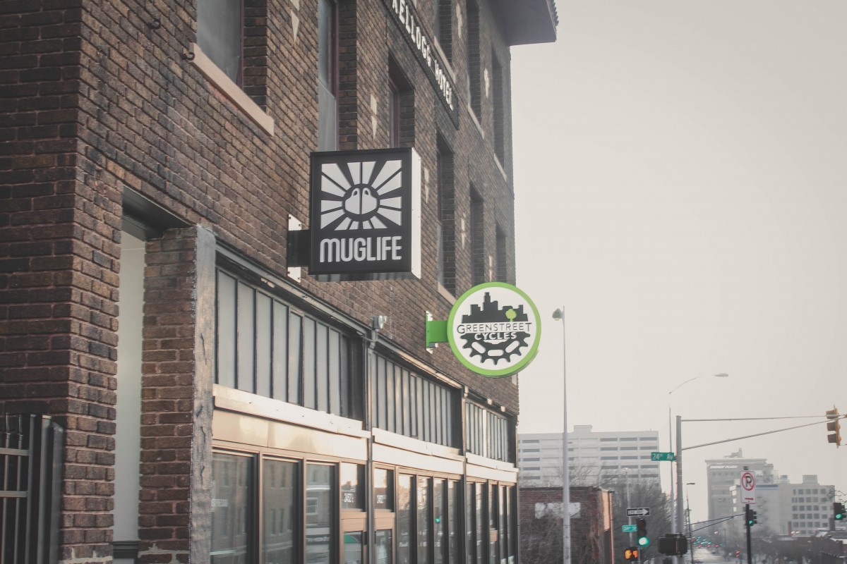 Mug Life Cafe Sign