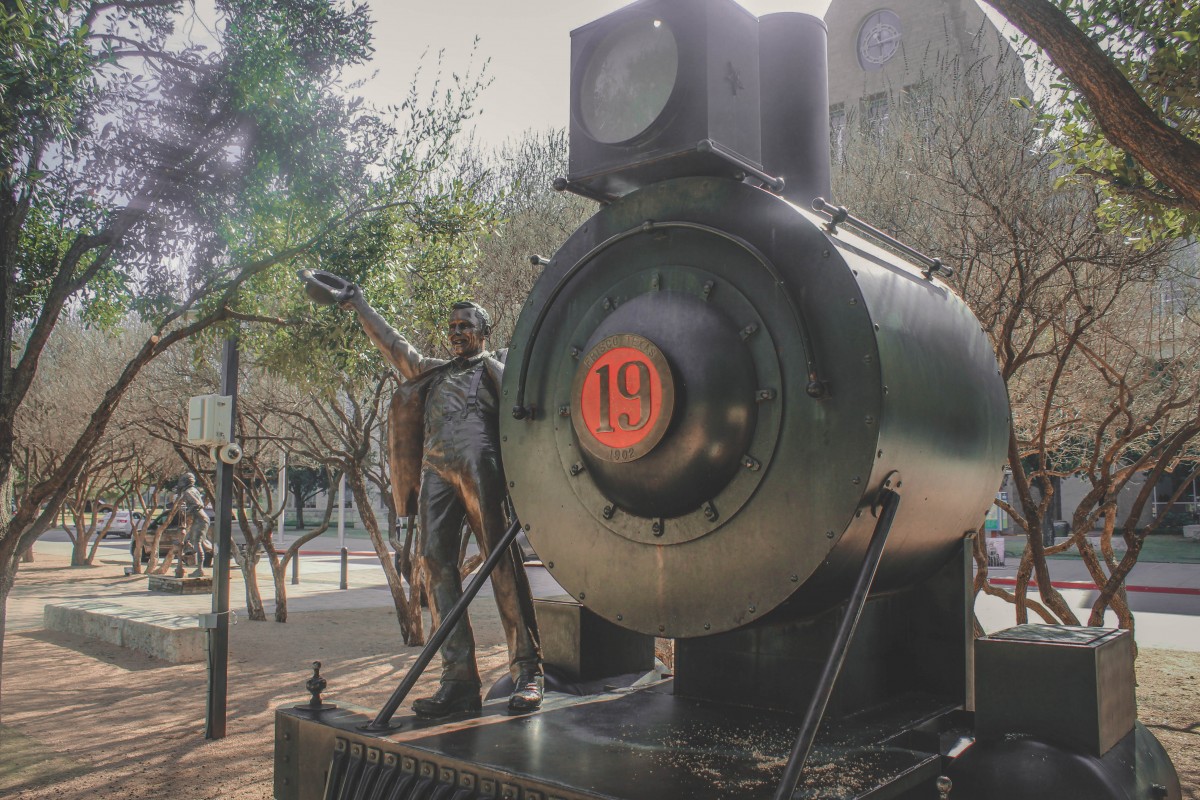 Statue right outside of the Frisco Library