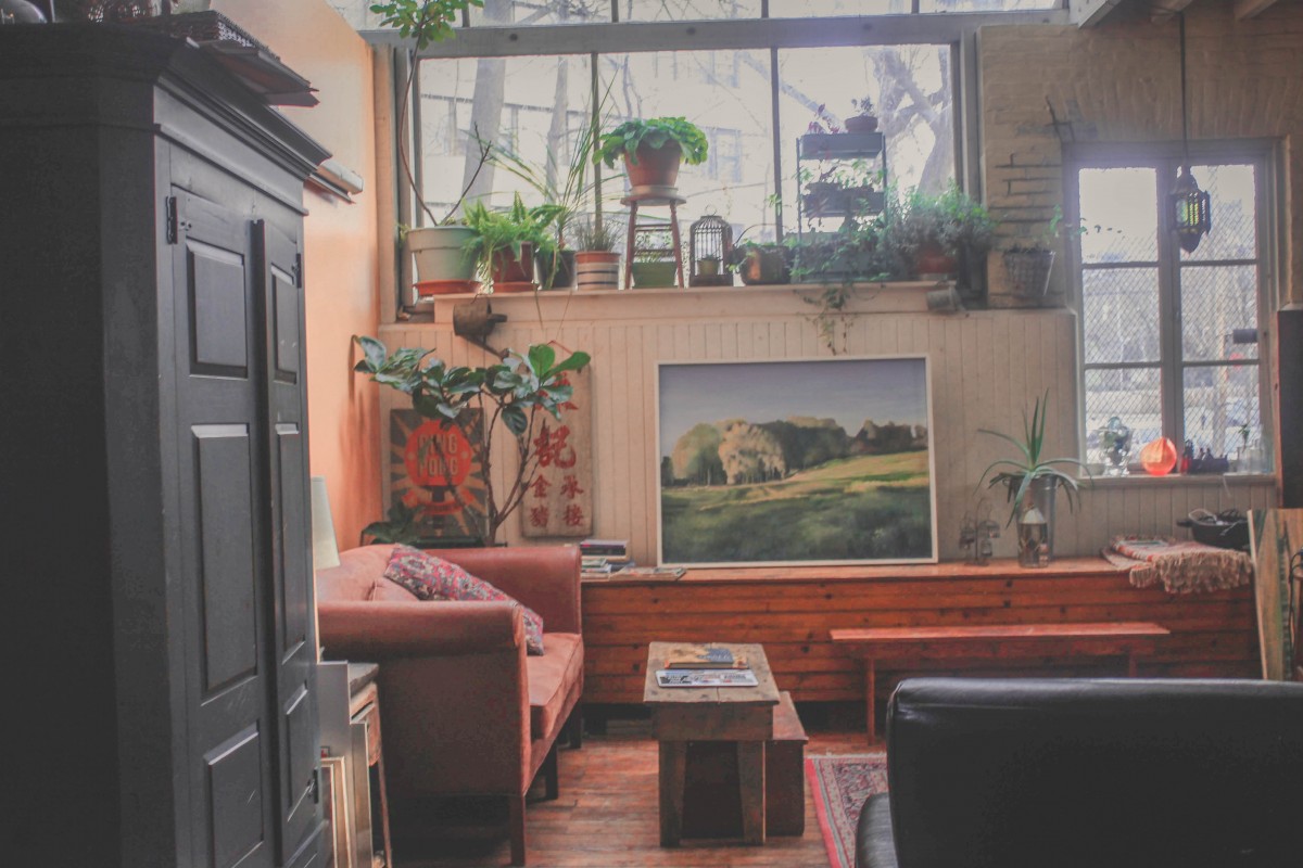 Philadelphia Airbnb living room