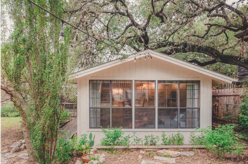 17 Best Airbnbs In Austin For Every Budget Passport To Eden