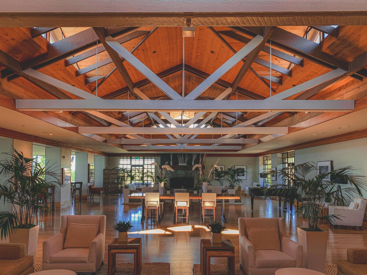 accommodations in Monterey, high beamed ceilings and open layout