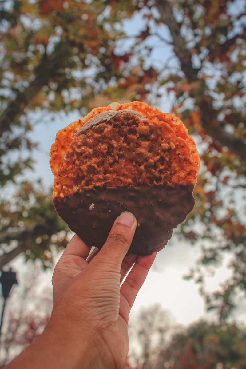 Danish bakery crawl is one of the must-try things to do in Solvang