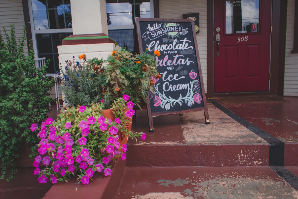 patio of a chocolate shop in Dallas