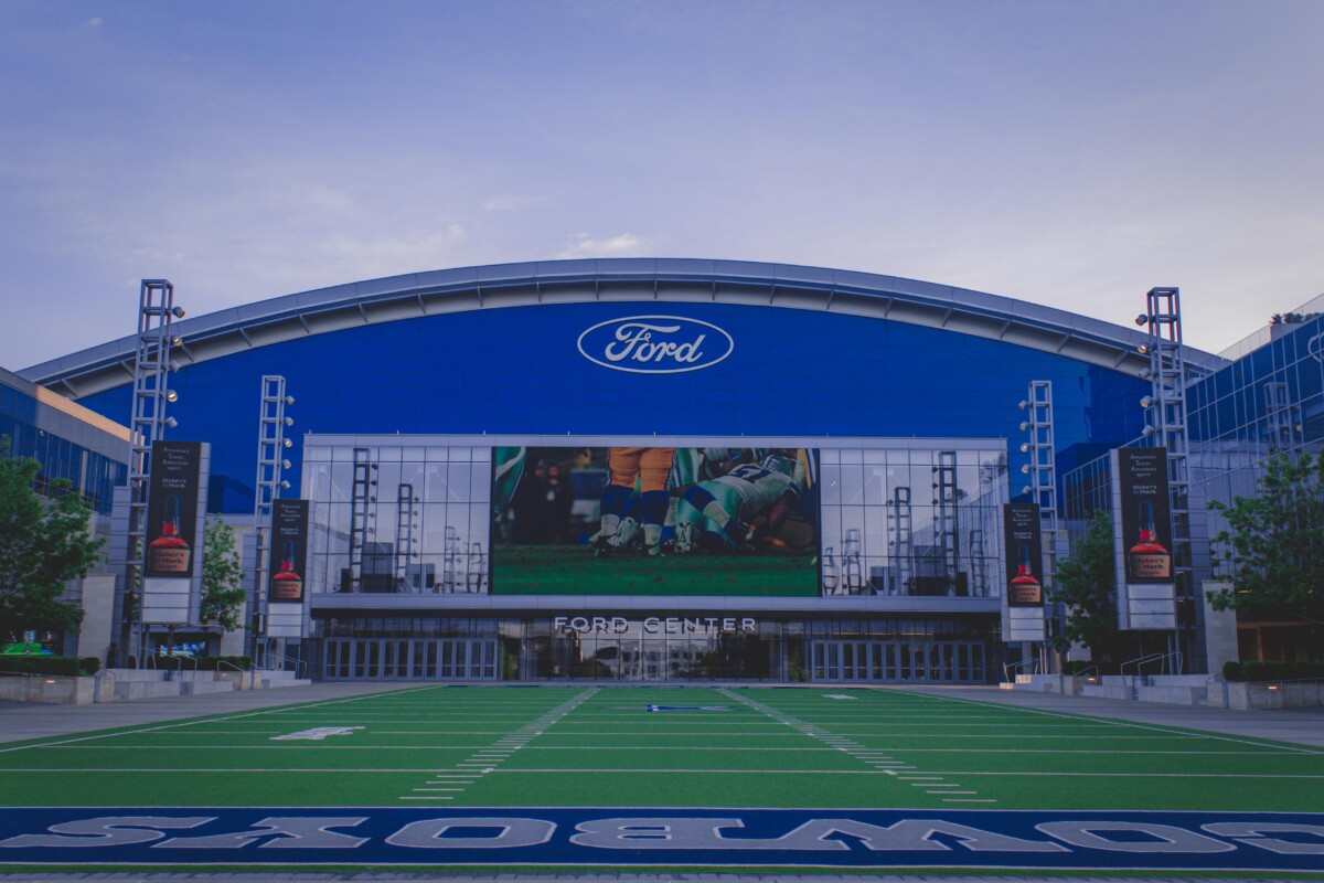 heading out to frisco for Cowboy Practice Stadium