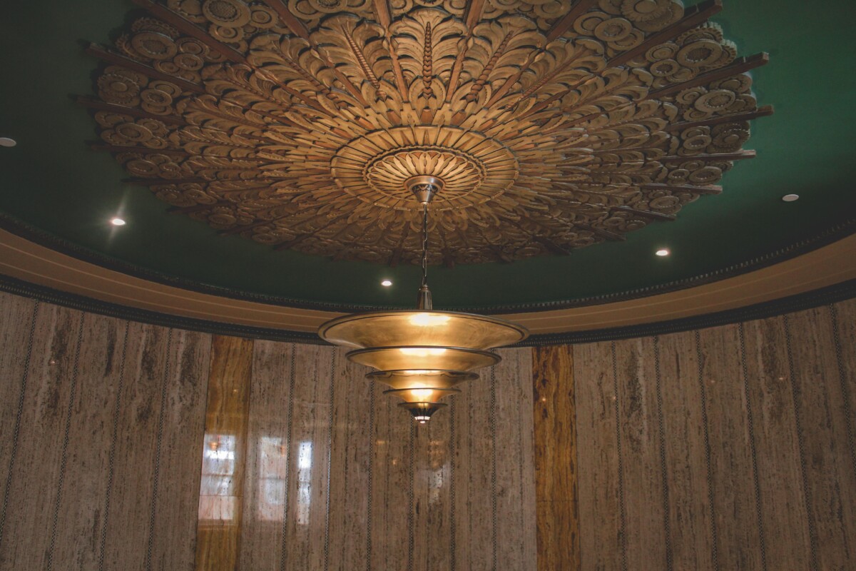 Gilding of light of Bottleworks Hotel