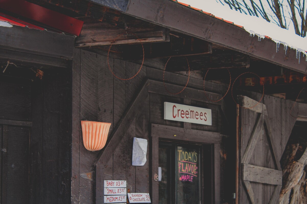 stand labelled creemees with sign that reads "today's flavor maple" in Monteplier