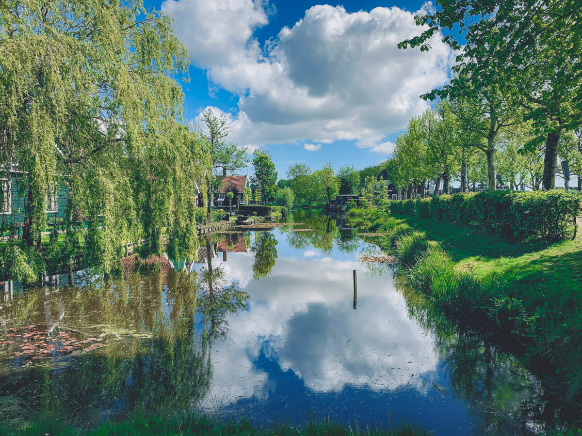 cottagecore towns: Geithoorn, Netherlands